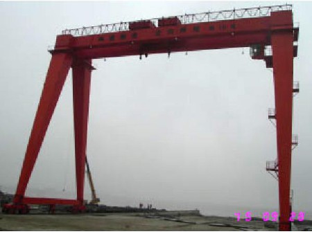 臺州楓葉海運(yùn)船廠ME100+100/10t-36m造船門式起重機(jī)